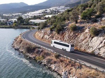 PRVNÍ ELEKTRICKÝ ZÁJEZDOVÝ AUTOBUS MAN